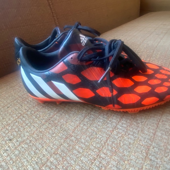 Adidas Predator Soccer Cleats - Picture 2 of 6